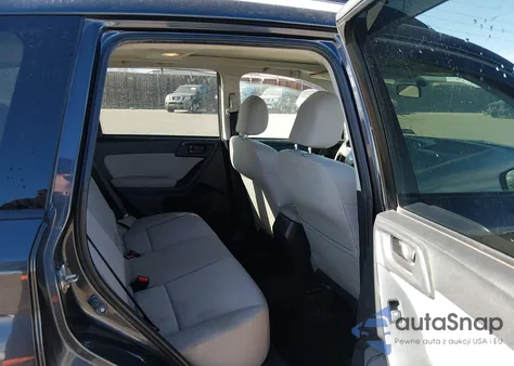 2015 Subaru Forester 2.5I Premium z USA, uszkodzony, nr VIN JF2SJADC1FH573372